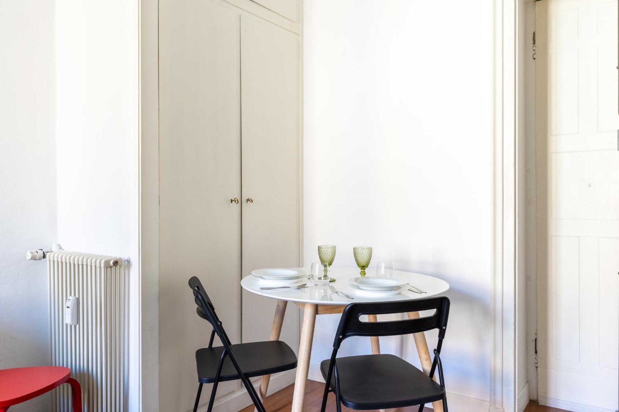 Navigli - Design With Netflix, Wi-fi, Ac Apartment